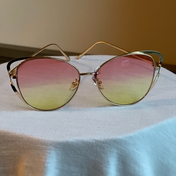 Accessories - GRADIENT Yellow and Pink Retro Cat Eye Metal Fashion Sunglasses